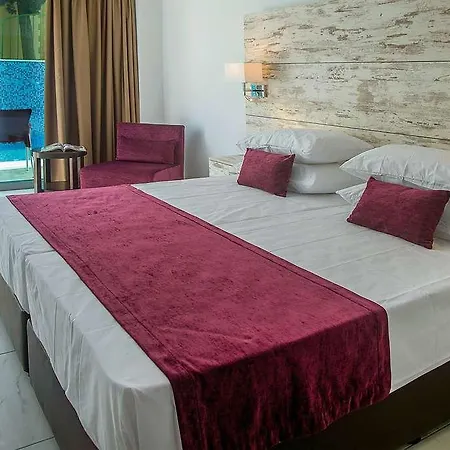 Ramada & By Wyndham 4* Agia Napa