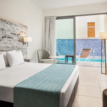 Ramada & By Wyndham Hotel 4*