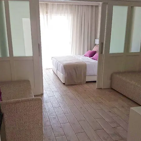 Hotel Ramada & By Wyndham Agia Napa